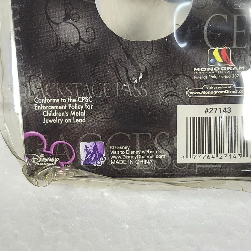 Vintage Disney Hannah Montana Miley Cyrus Sealed Dog Tag Keyring NEW